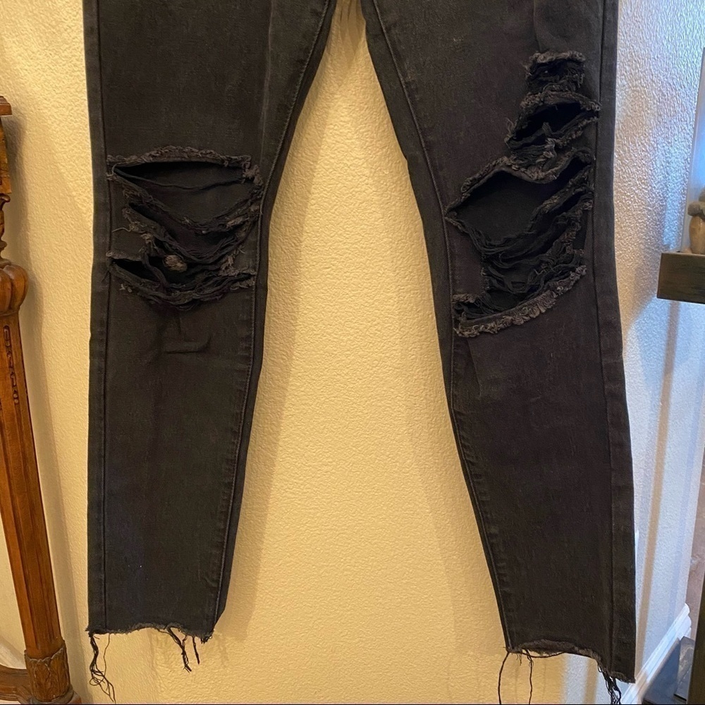 MISSGUIDED Riot Rigid High Rise Rip Jeans Size 4 - Picture 3 of 8